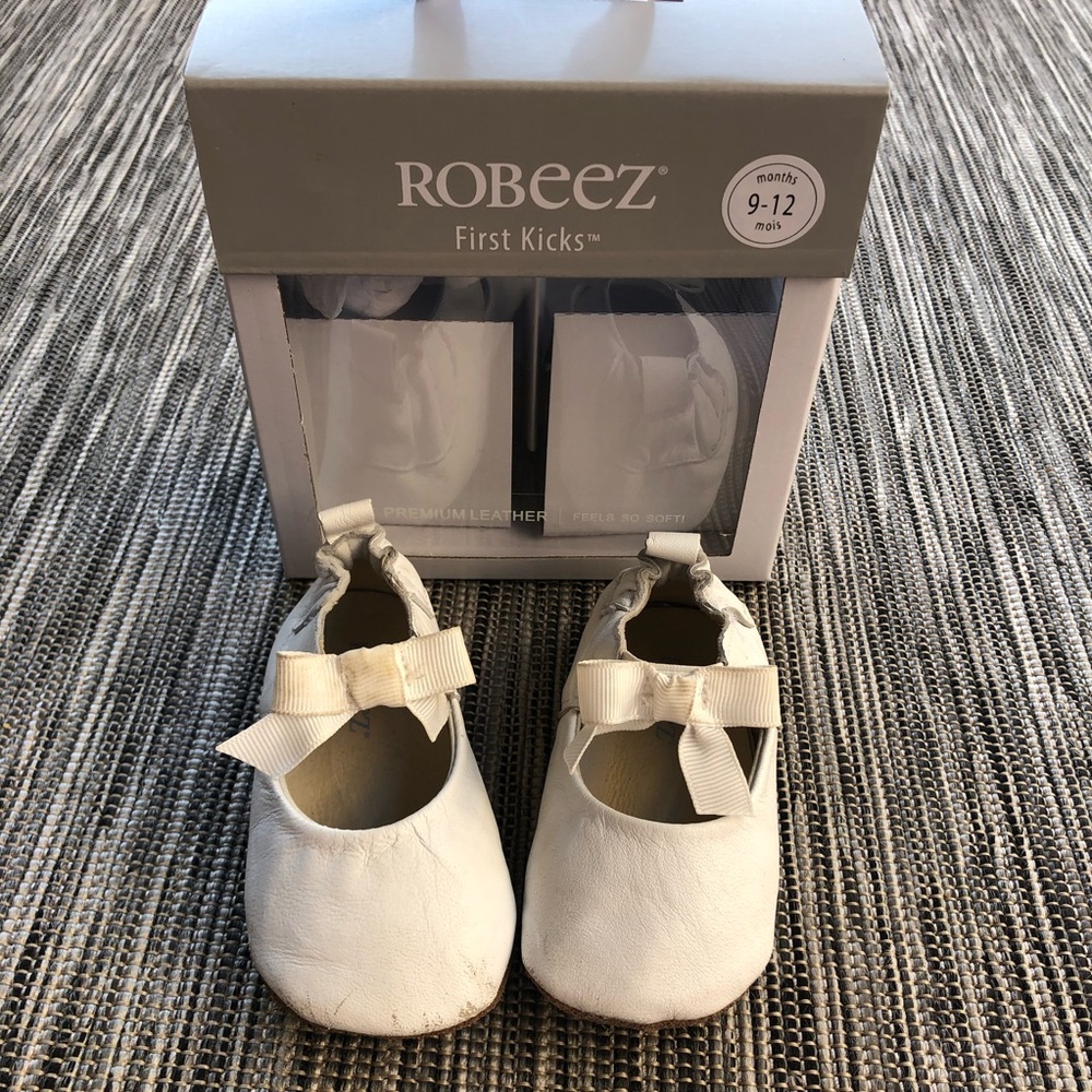 White Leather Robeez